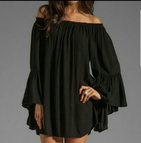 boutique Dresses & Skirts - Beautiful Boho Black Flare Dress 🖤🖤🖤